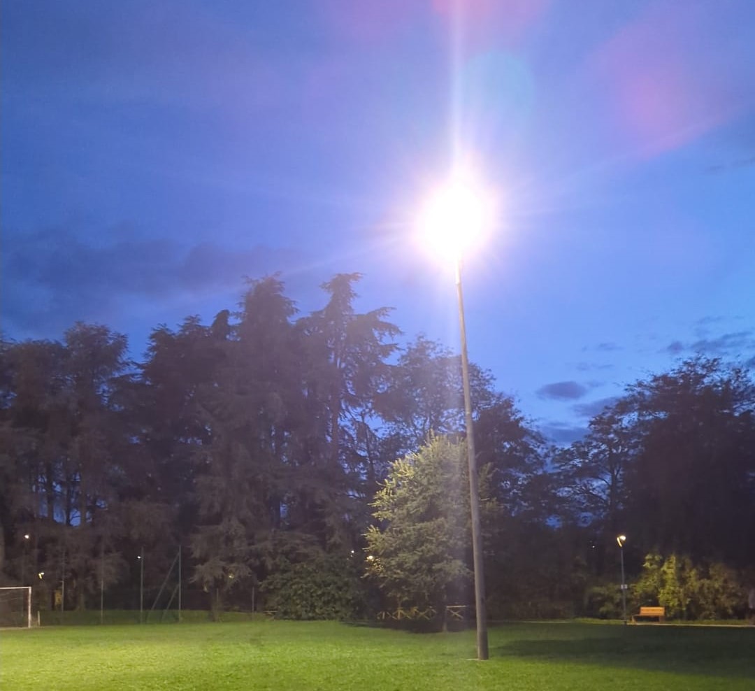 Illuminazione del Parco della Resistenza durante gli allenamenti